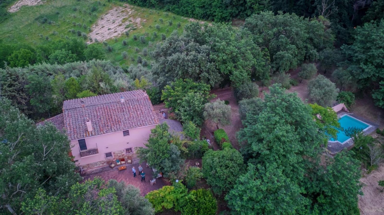 Villa La Casa Nel Bosco Lari Exterior foto