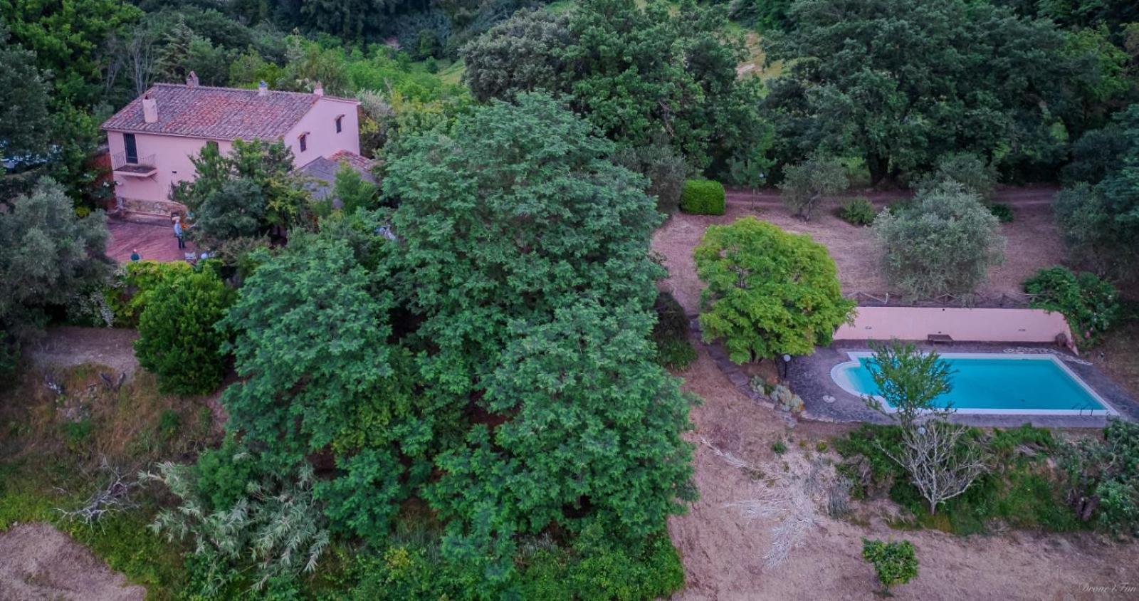 Villa La Casa Nel Bosco Lari Exterior foto